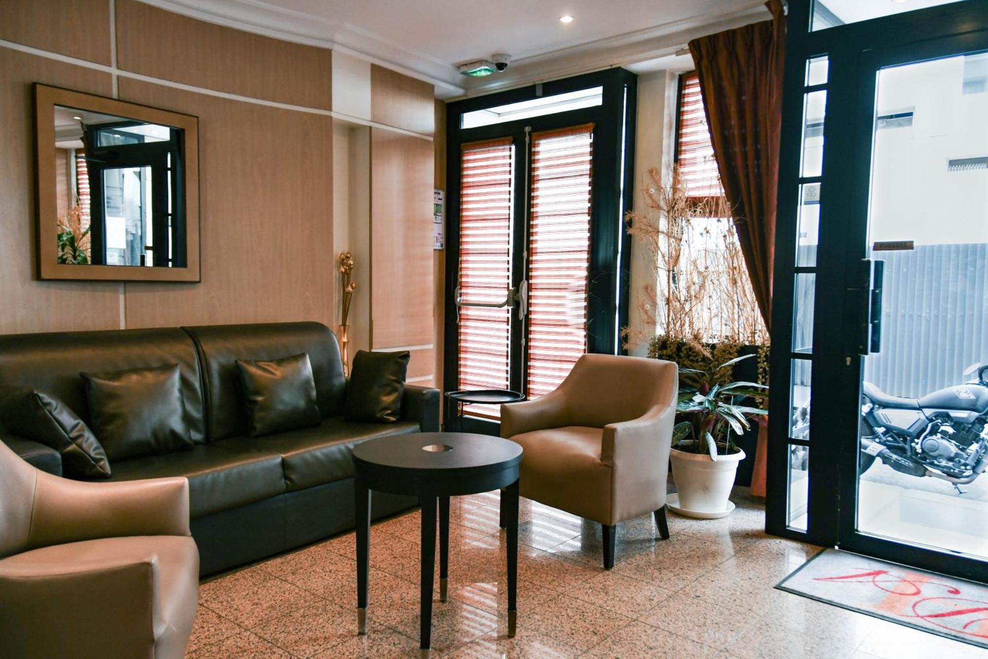 Hotel Des Deux Avenues Paryż Zewnętrze zdjęcie